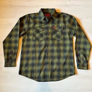 Dixxon Men's Lone Wolf Flannel Black Green Plaid Snap Button Long Sleeve Size L